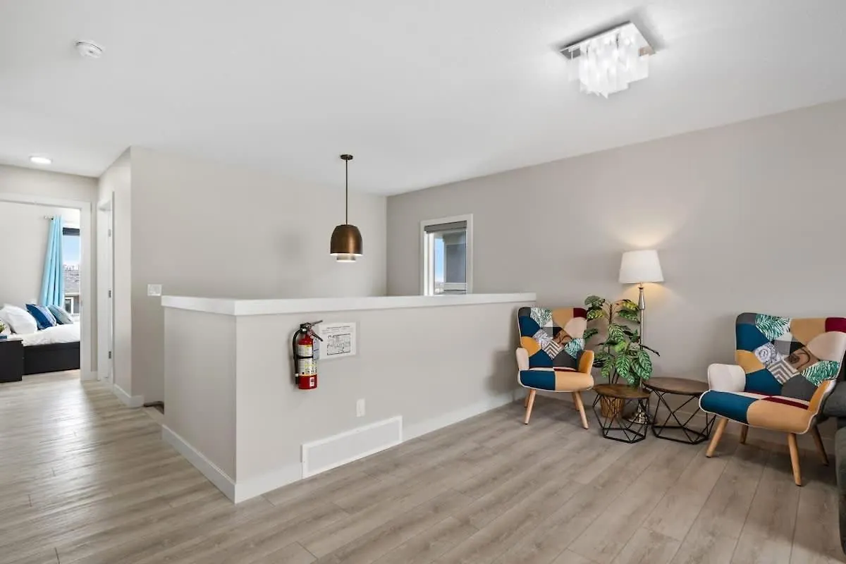 Golden Retreat - Games Movie Room - 8Bd - 5Bath Calgary 0*,  Canada
